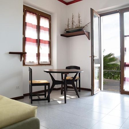 La Tana Di Nonno Bob Apartamento Lerici Exterior foto