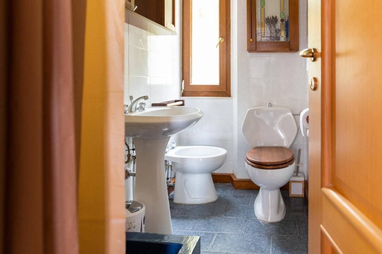 La Tana Di Nonno Bob Apartamento Lerici Exterior foto
