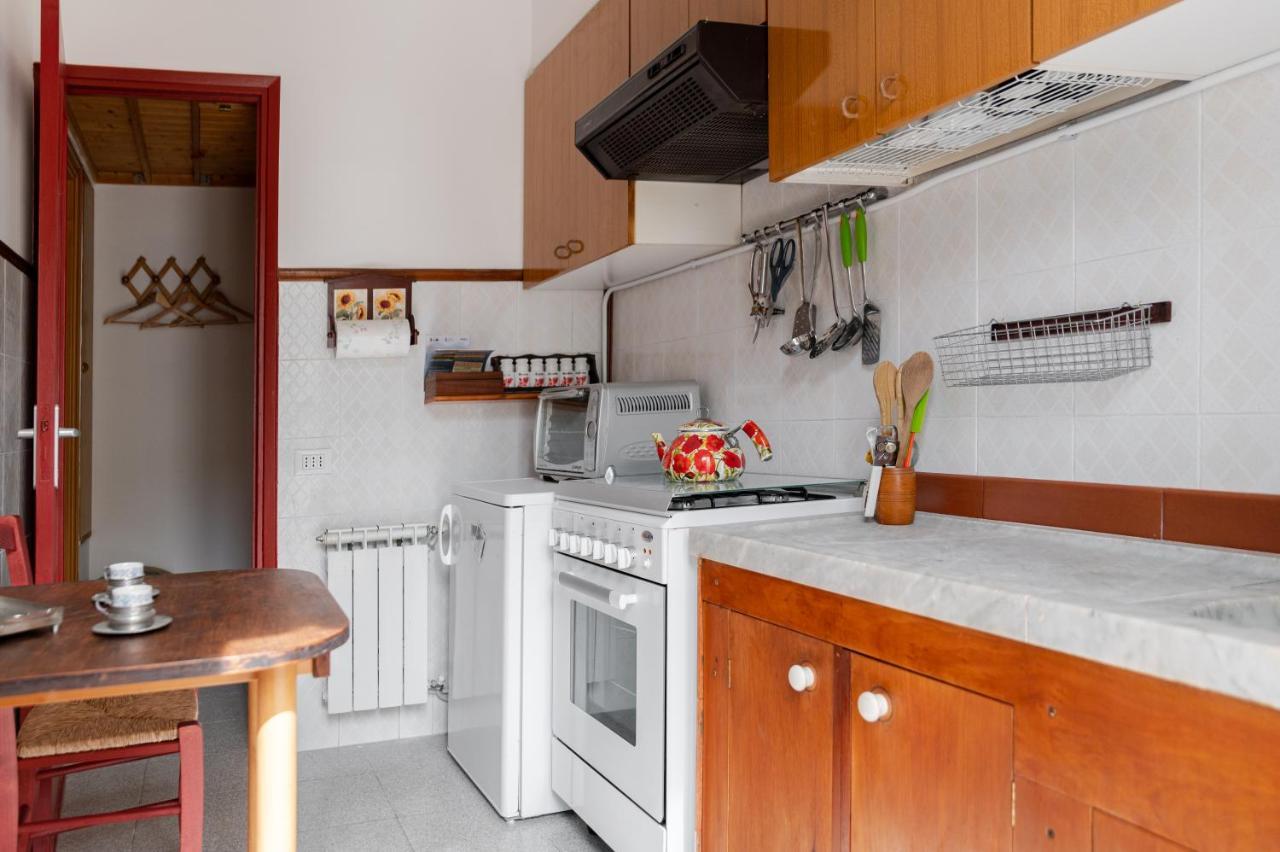 La Tana Di Nonno Bob Apartamento Lerici Exterior foto